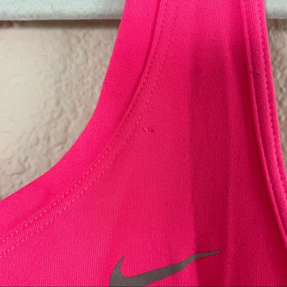Nike running dry fit pink top size small - Picture 5 of 9
